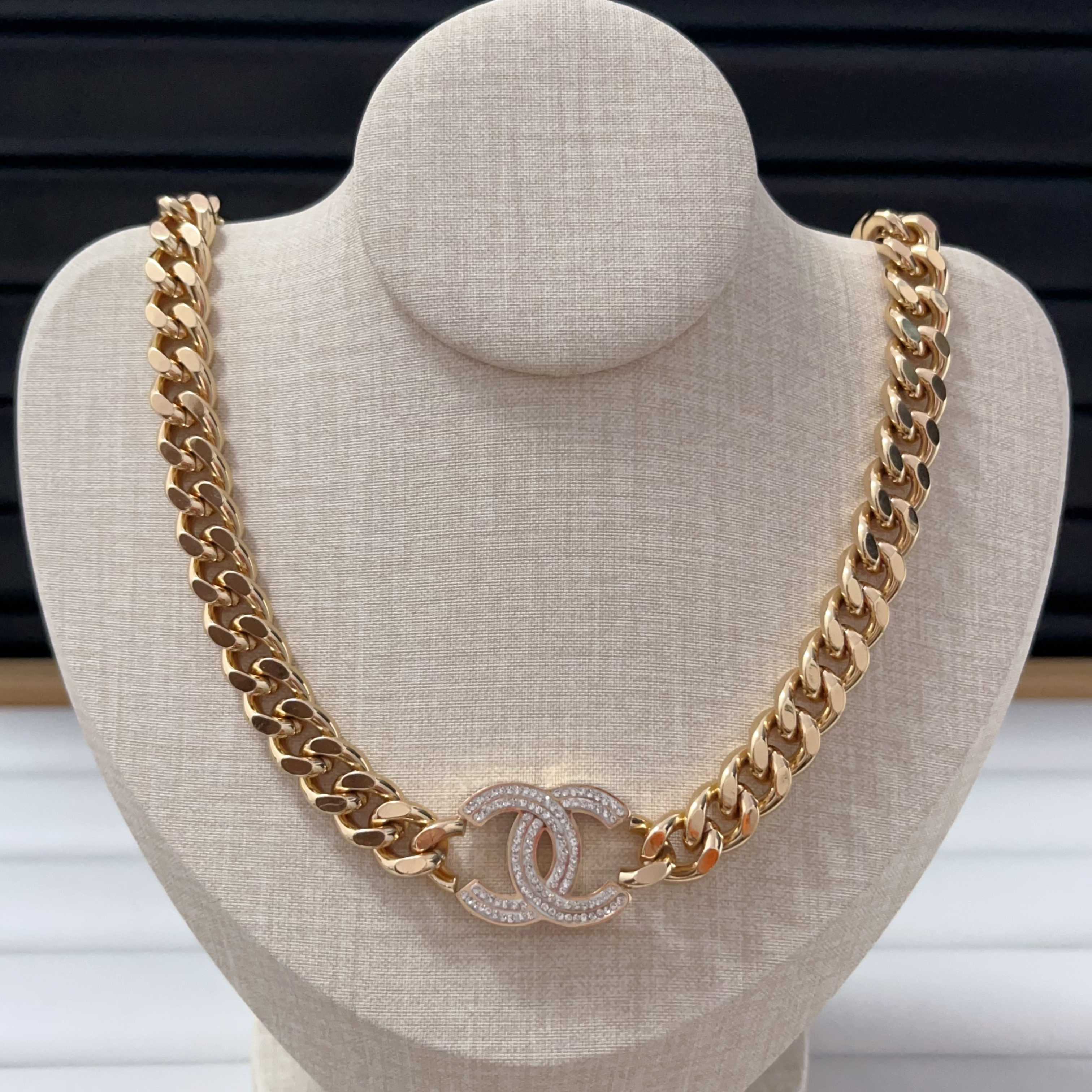 Necklace(pre-order)