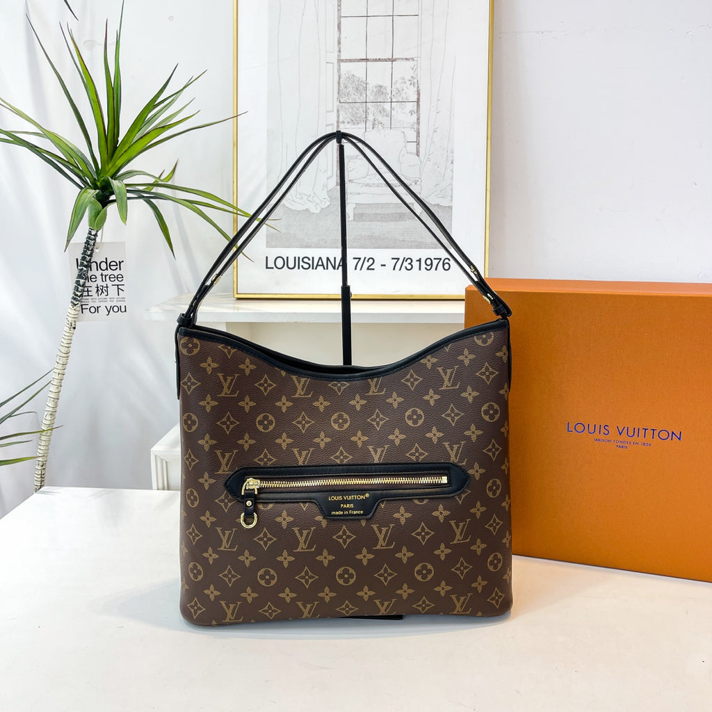 Purse pre order