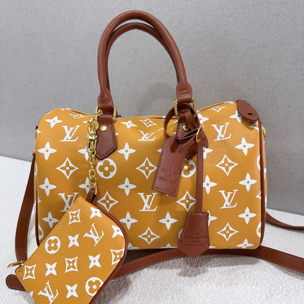 Purse pre order