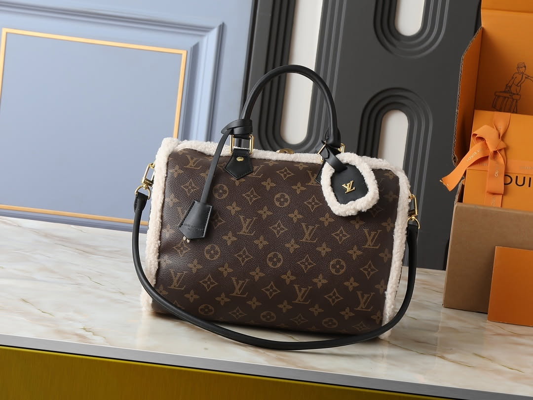 Purse pre order high quality