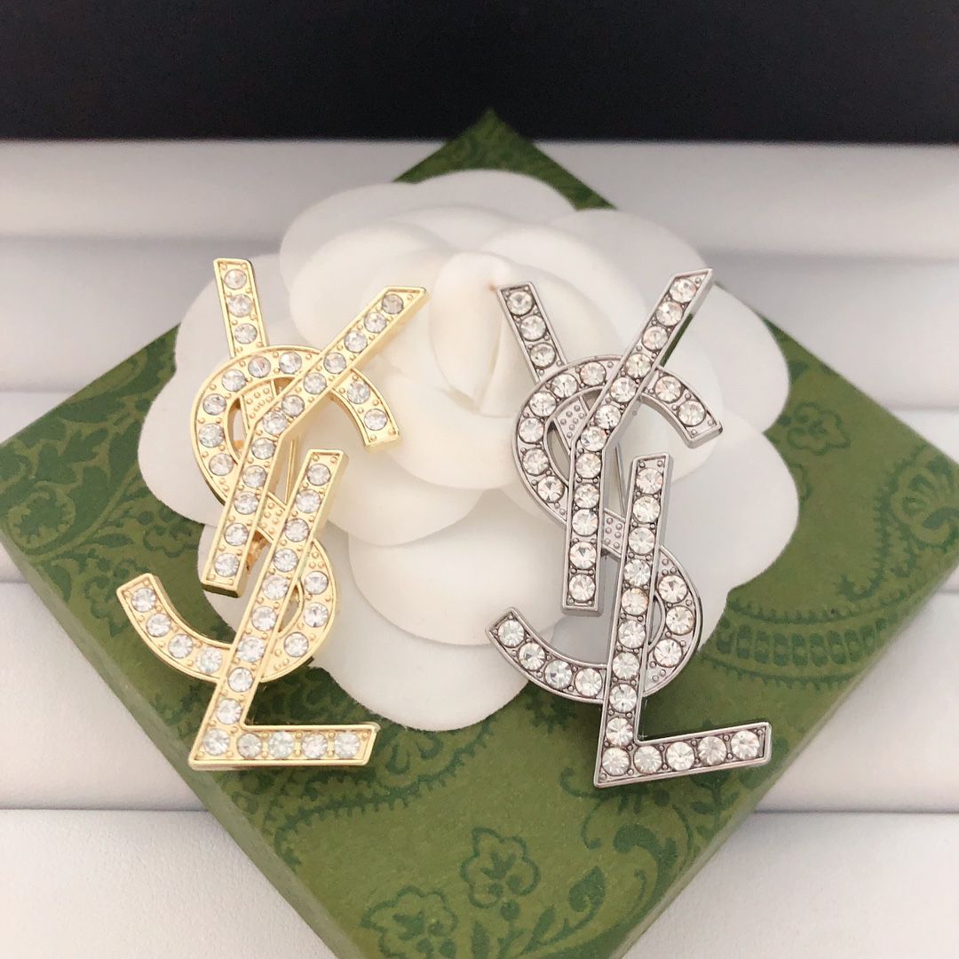 Brooch