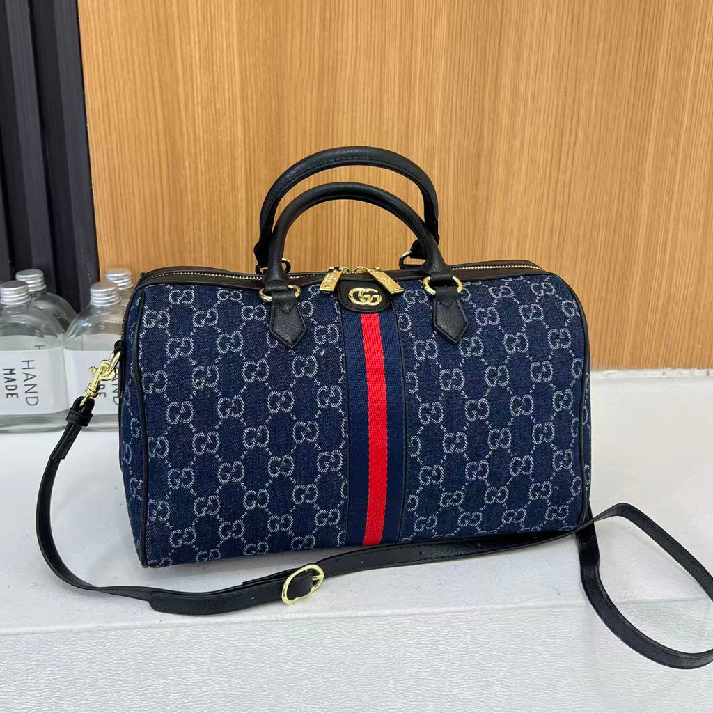 Duffle bag(pre-order)