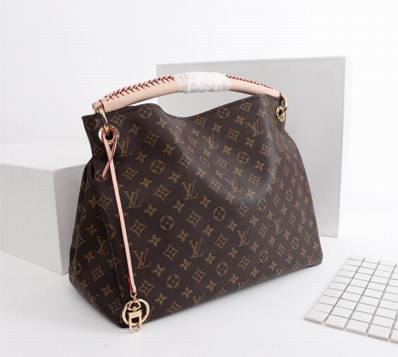 Purse pre order