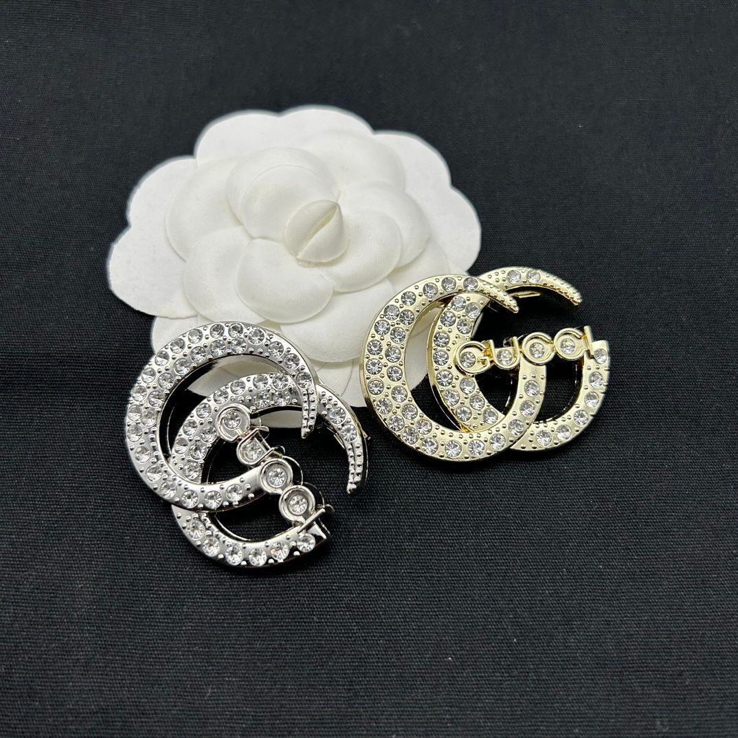 Brooch