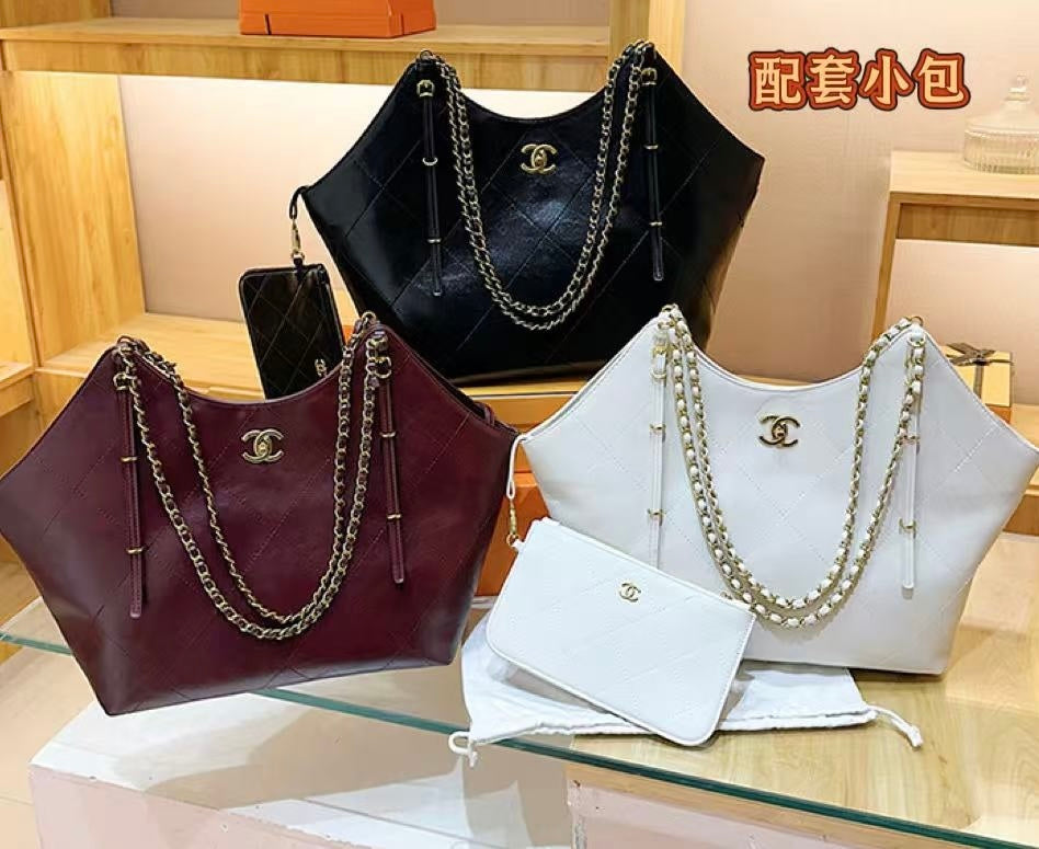 Purse pre order